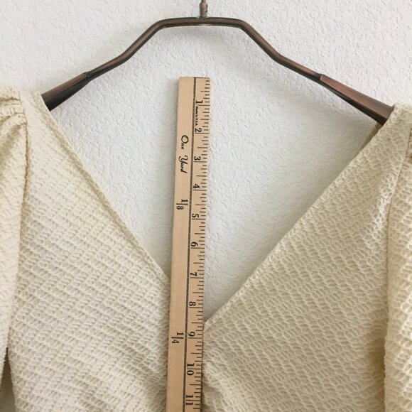 Free People Womens XS Cup Cake Top Blouse Ivory Puff Sleeves V Neck - Picture 10 of 14